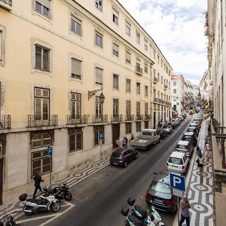 Ola - Chiado I Lisbon